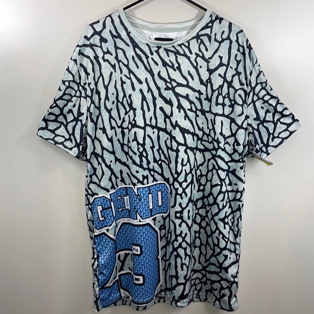 GS-115 Legends 23 T-Shirt Size L